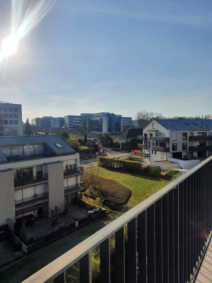 Appartement Strassen - 2 Bed Designer Flat Extérieur photo