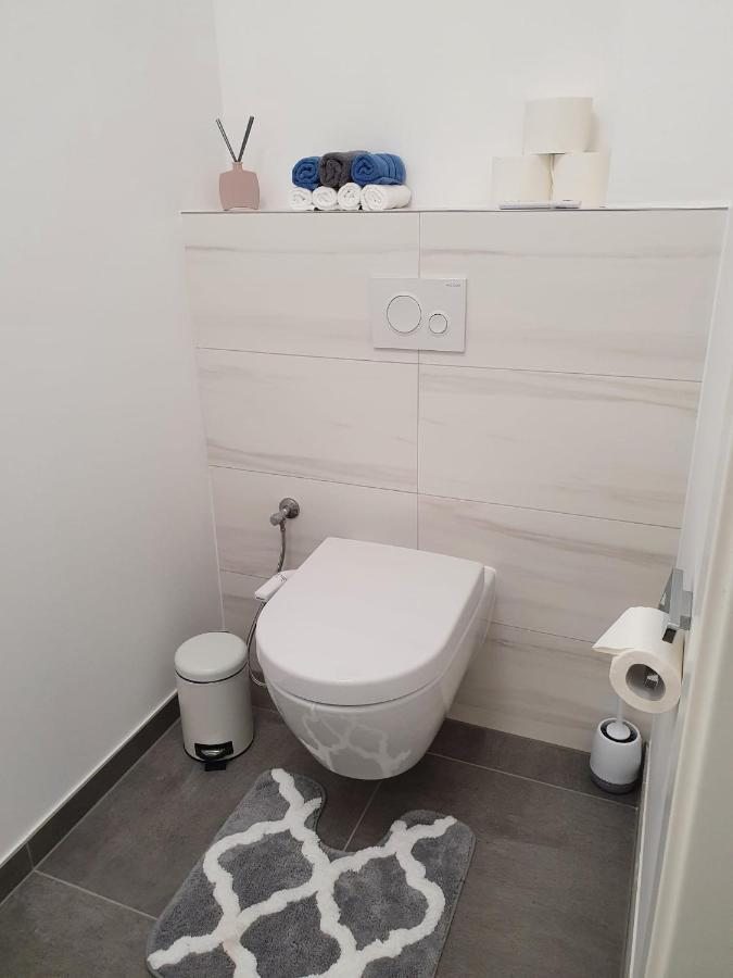Appartement Strassen - 2 Bed Designer Flat Extérieur photo
